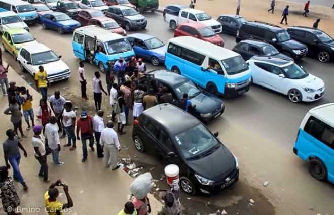 Tribunal de Luanda condena 67 taxistas por desacato a autoridade e vandalismo