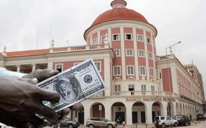 Bancos comerciais angolanos limitados a 2% sobre a taxa oficial na venda de divisas