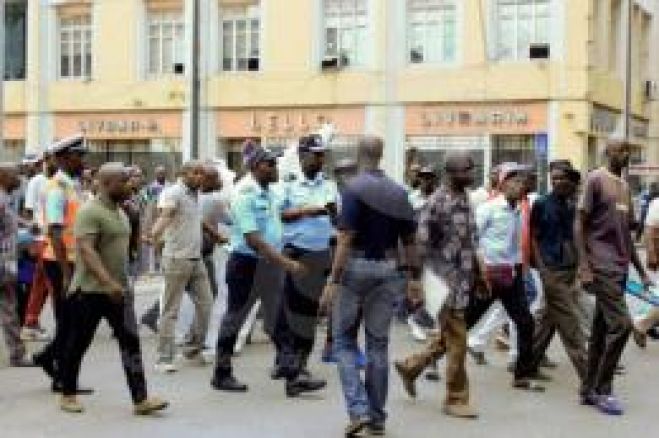 Casa de Segurança esclarece situação salarial de manifestantes