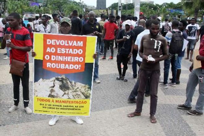 Angolanos protestam em Luanda contra “amnistia” aos desvios de dinheiros públicos