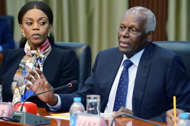 Reservas cambiais de Angola &quot;garantem mais de sete meses de importações&quot; – JES
