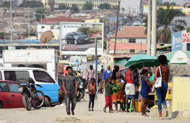 Angola arrisca cair para quinta maior economia da África subsaariana - Bloomberg