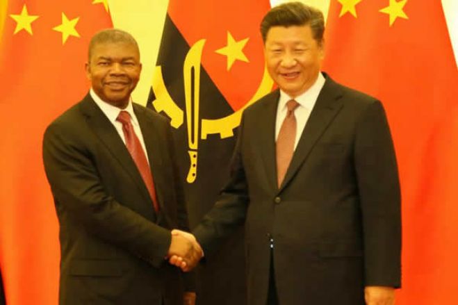 Angola tenta fechar financiamento chinês mais de 11.7 biliões de dólares