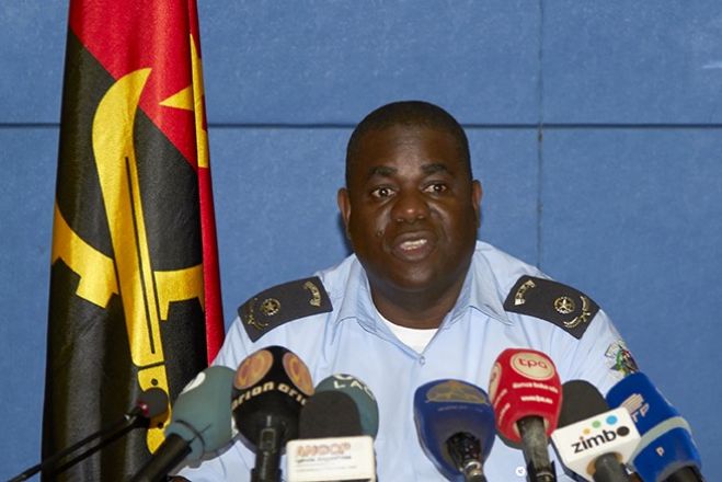 Repatriamento de imigrantes ilegais de Angola respeita a lei - Polícia