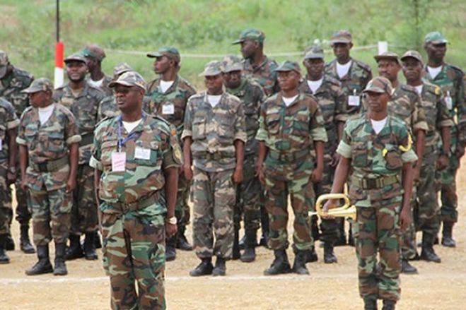 Presidente angolano autoriza mais €210 milhões para as Forças Armadas