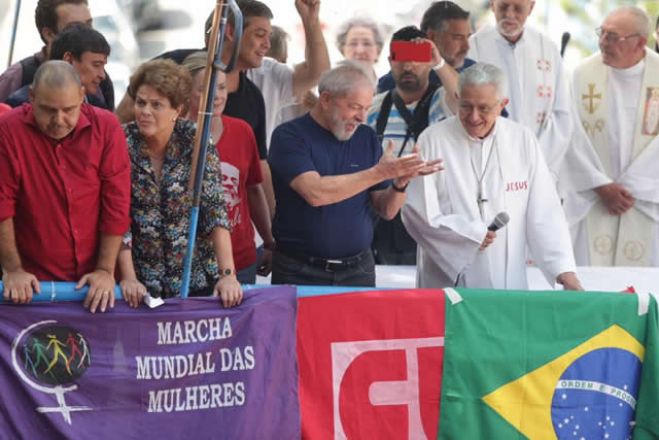 Brasil: Lula da Silva anuncia que vai respeitar ordem de prisão