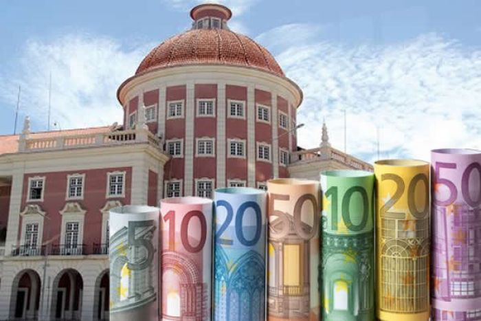 Angola emite € 900 milhões de dívida para capitalizar bancos e empresas públicas em 2018