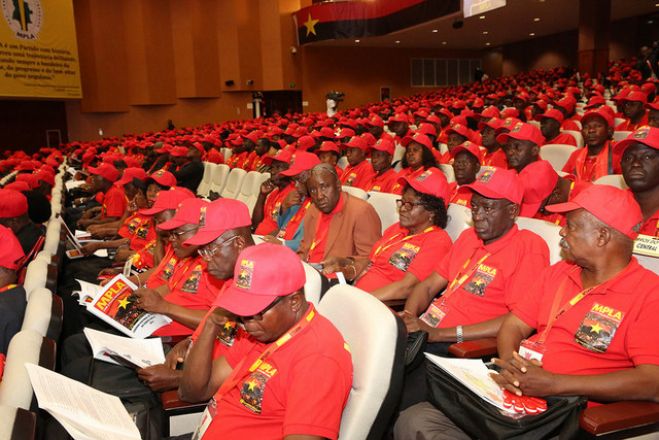 Lista de novos membros do Bureau Político do MPLA