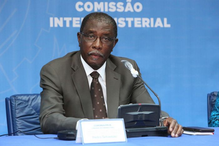 Covid-19: Centros de quarentena públicos não são hotéis, diz governo angolano