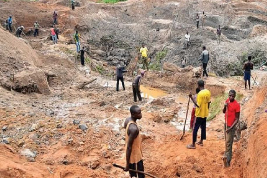 Exploração ilegal de diamantes em Angola com 1,3 milhões de “garimpeiros” – Governo