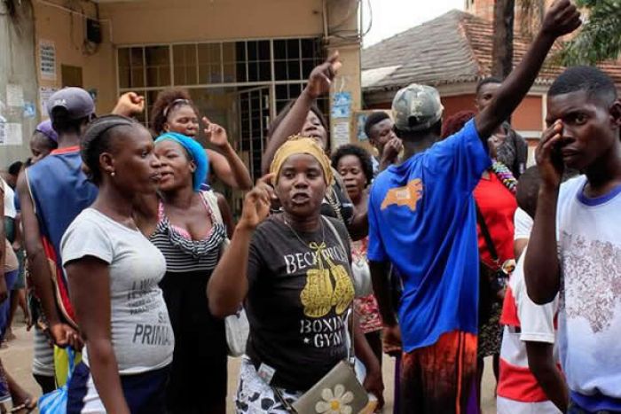 Vendedores ambulantes de Angola pedem socorro urgente e avisam para riscos de revolta