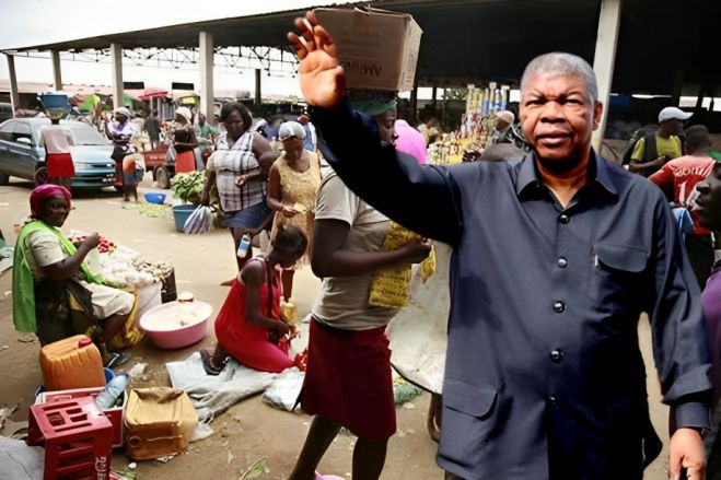 Fim da crise em Angola "depende muito da vontade política"