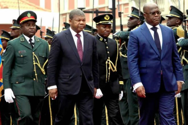Presidente Félix Tshisekedi da RDC está em Luanda para conversações com João Lourenço