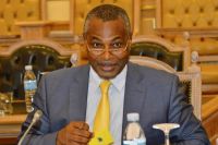 João Lourenço nomeia Abel Chivukuvuku para o Conselho da República