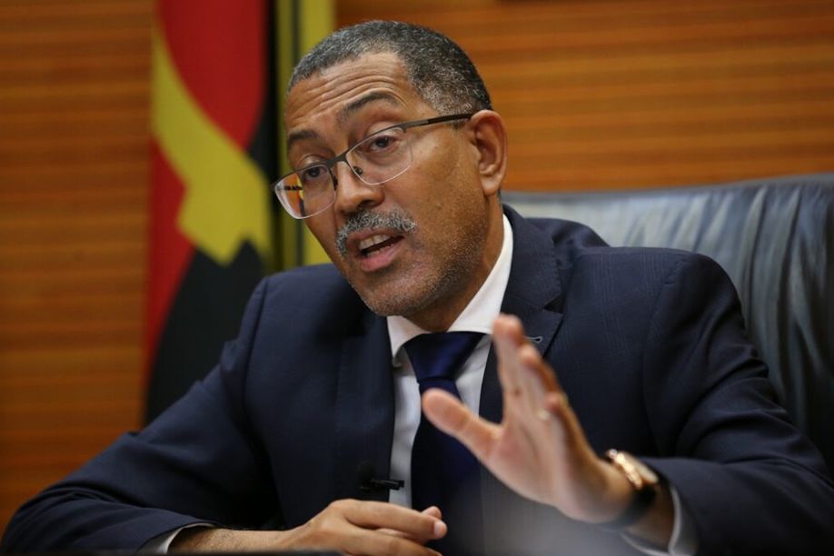 Experiência de Angola na OPEC &quot;não foi boa&quot; - ministro