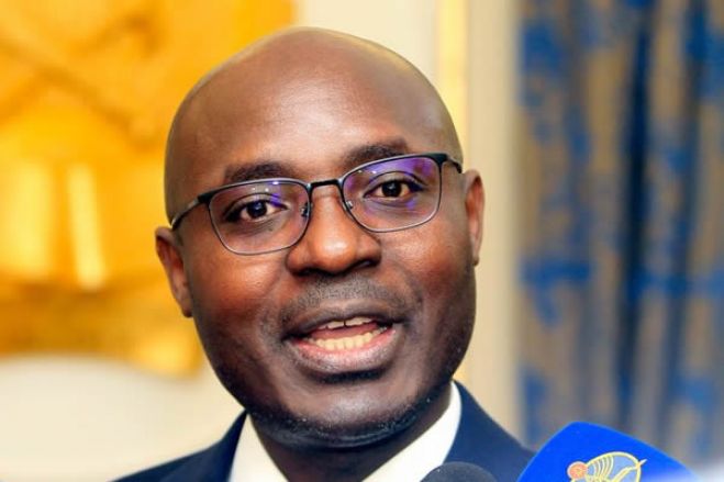 Democracia interna continua ausente no MPLA, defende Rafael Marques