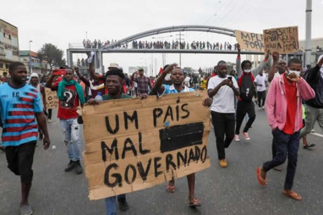 Angola, uma “casa sem pai” no primeiro ano do segundo mandato de João Lourenço - angolanos