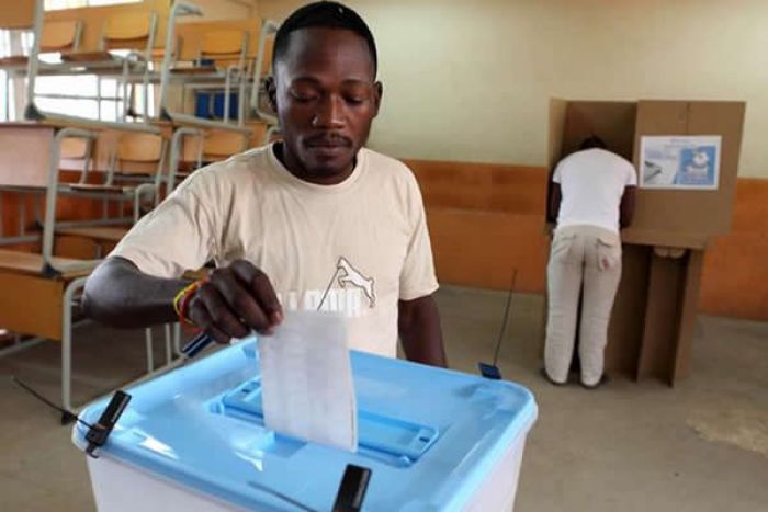 Votos da diáspora serão contados no centro de escrutínio único da CNE em Luanda, diz deputado do MPLA