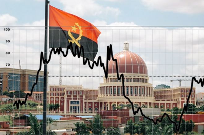 Fitch tira Angola da lista de países cuja 'rating' está em observação