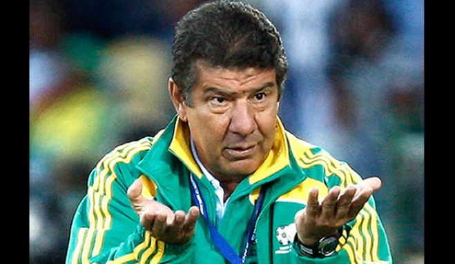 O experiente treinador já dirigiu a seleção sul-africana na Copa das Confederações de 2009