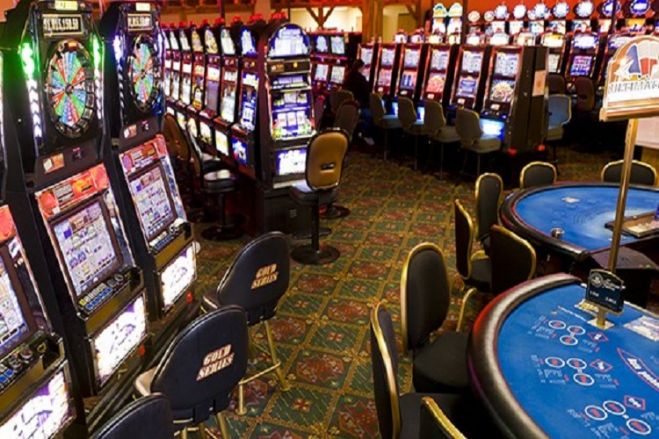 Casinos facturam sem controlo do Estado - Ministério das Finanças