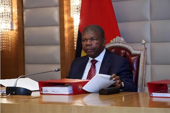 Governo angolano autoriza despesa de 25,1 milhões de euros para tratamentos de VIH-Sida