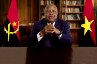 “Higino Carneiro acusa estruturas do MPLA de bloquearem pagamento de quotas dos militantes”