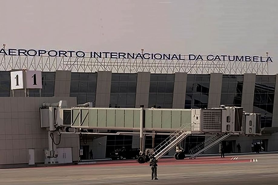 Angola pretende certificar cinco aeroportos a médio prazo para alargar conectividade