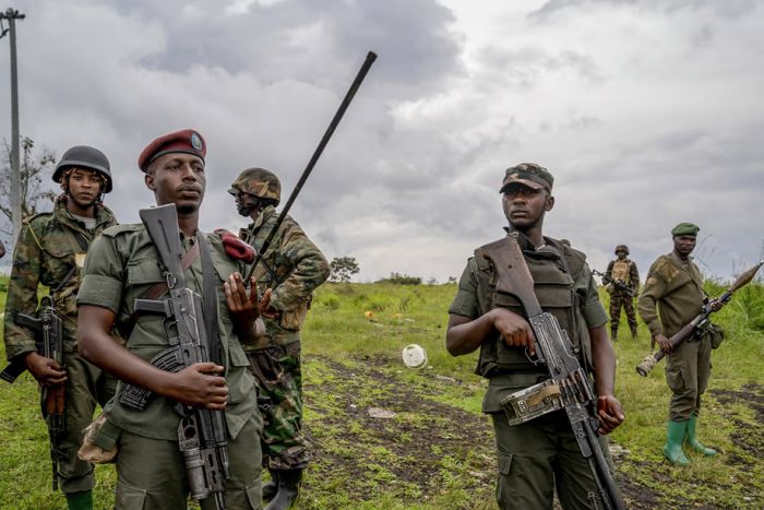 UE pede aos rebeldes do M23 que detenham o seu avanço e que se retire da RDCongo