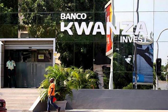 Supervisão do BNA acompanha clientes do Banco Kwanza Investimento