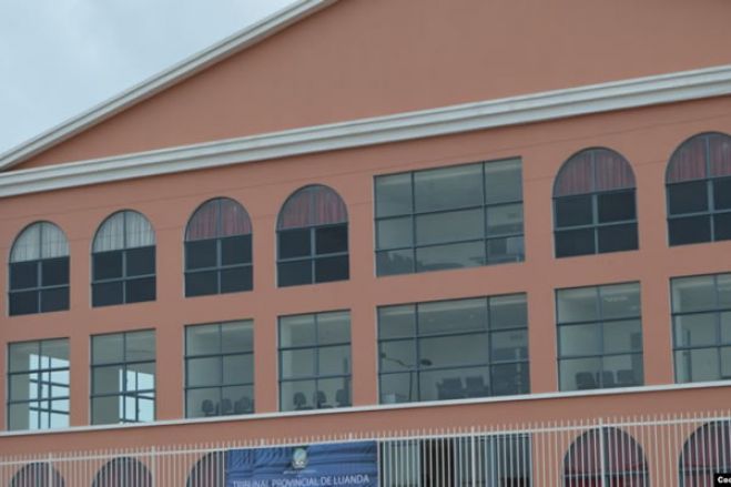 Tribunal de Viana poderá encerrar por falta de condições