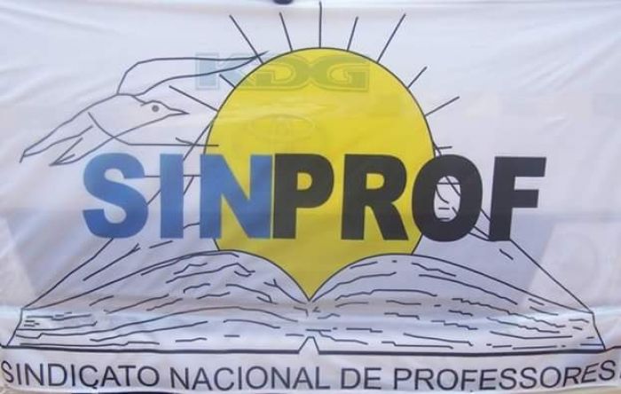 Sinprof decreta fim da greve dos professores após acordo com Governo