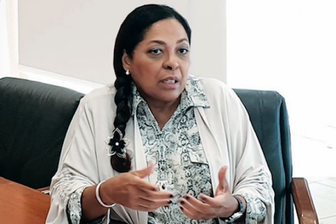 Irene Neto diz que ações judiciais em Angola "têm substrato político"
