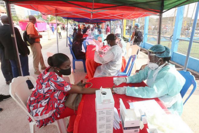 Covid-19: Teste massivo para jornalista com 58 casos suspeitos