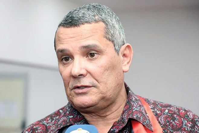 Venha o voto secreto: "O MPLA não tem medo" da destituição