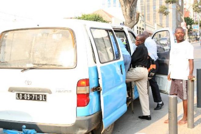 Preços dos táxis sobem em Luanda a 150 Kwanzas