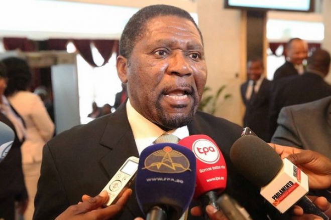Samakuva quer MPLA no tribunal, analistas não admitem essa possibilidade