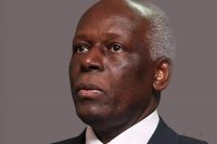 José Eduardo dos Santos terá sofrido um AVC