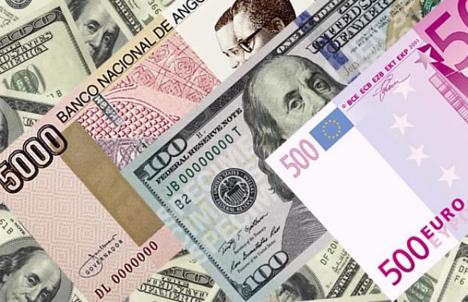 Desvalorização da moeda angolana já passa os 120 kwanzas por cada dólar nos bancos