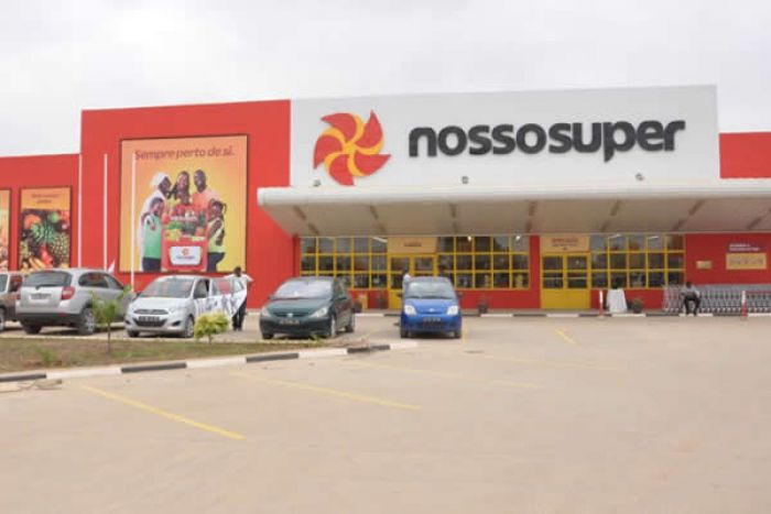 Lojas Nosso Super estão a encerrar em Luanda, Governo diz não estar informado