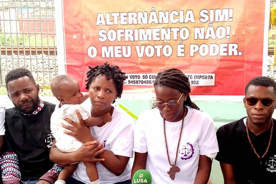 Ativistas angolanos lançam campanha “alternância sim, sofrimento não” para mobilizar ao voto