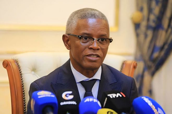 Chefe da Casa Militar garante que não há nenhuma base da FLEC em Cabinda