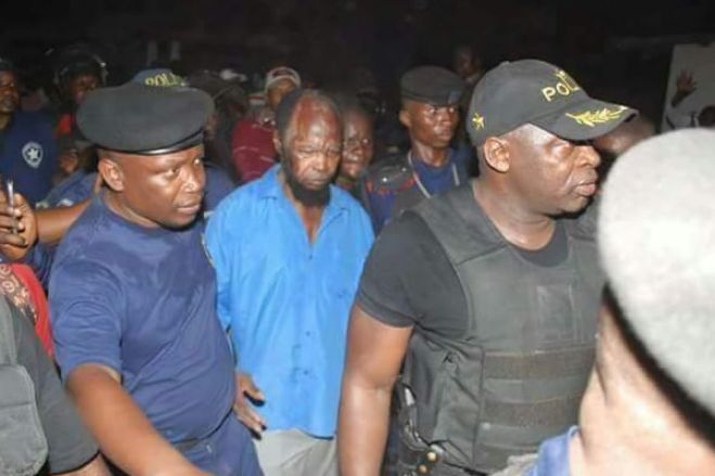 Detido em Kinshasa líder de movimento que quer restaurar reino do Congo