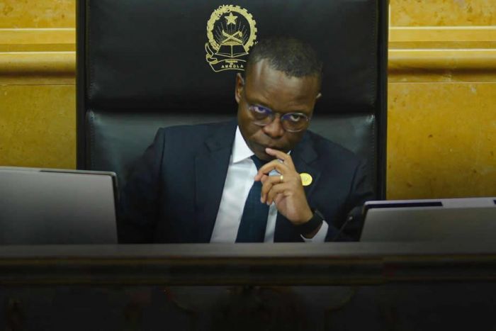 Presidente do Parlamento suspende sessão após deputado do MPLA falar em “exterminar a UNITA”