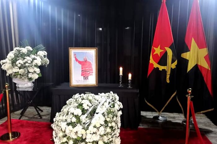 Memorial Agostinho Neto acolhe velório público de Eduardo dos Santos em Luanda a partir de 2.ª feira