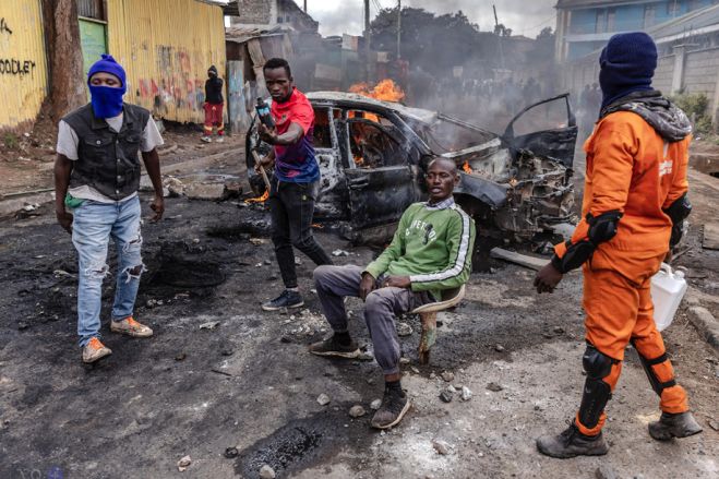 Bispos angolanos defendem negociações para se travar &quot;espiral de violência&quot; em Moçambique