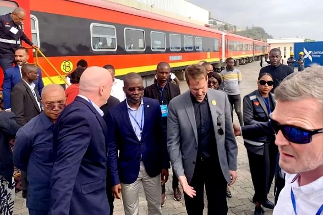 EUA e União Europeia reafirmam trabalhos conjuntos para desenvolver Corredor do Lobito