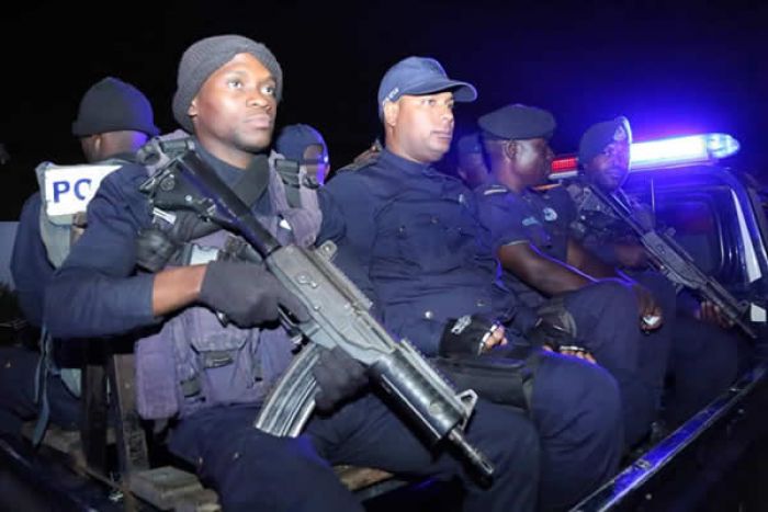 Polícia Nacional reforça patrulhamento no Rocha Pinto