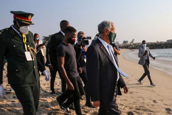“Tio Celito” volta a agitar Luanda e é aplaudido por dezenas de angolanos