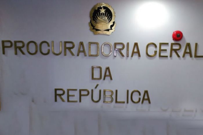 PGR promete desmantelar grupo de invasores de terrenos em Viana